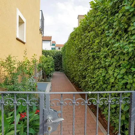 Rougemarin Apartment