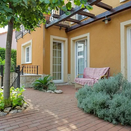 Rougemarin Apartment