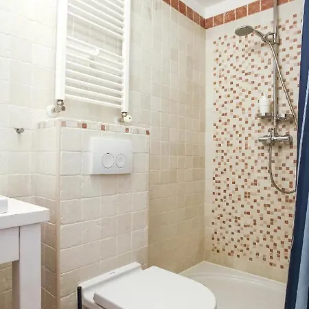 Rougemarin Apartment *